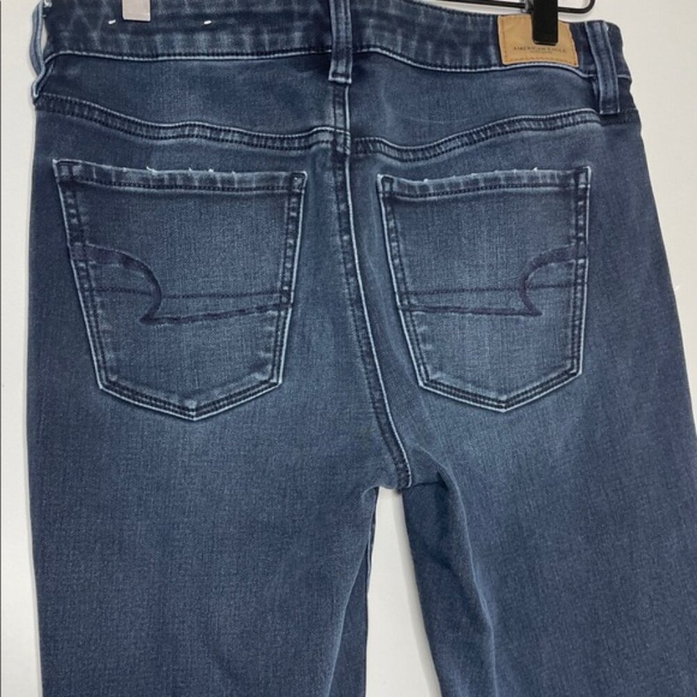 American Eagle Outfitters Women's Distressed Dark Blue Skinny Jeans - Picture 7 of 12